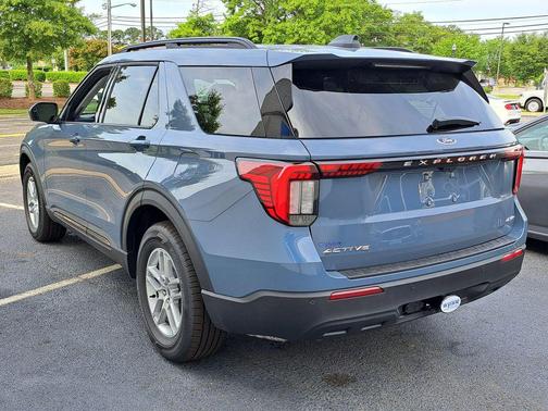 Vapor Blue Metallic 2026 Ford Explorer Active