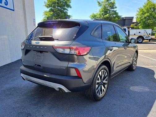 MAGNETIC METALLIC 2020 Ford Escape SE