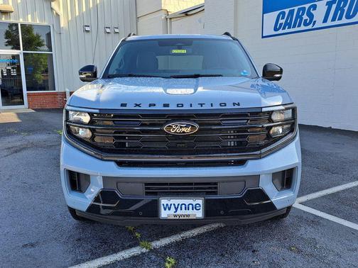 GLACIER GRAY MET TRI-COAT 2026 Ford Expedition Max Platinum