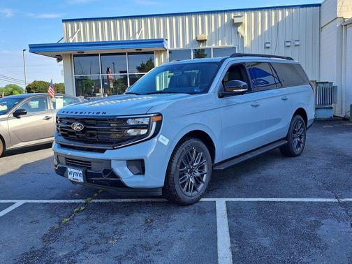 GLACIER GRAY MET TRI-COAT 2026 Ford Expedition Max Platinum