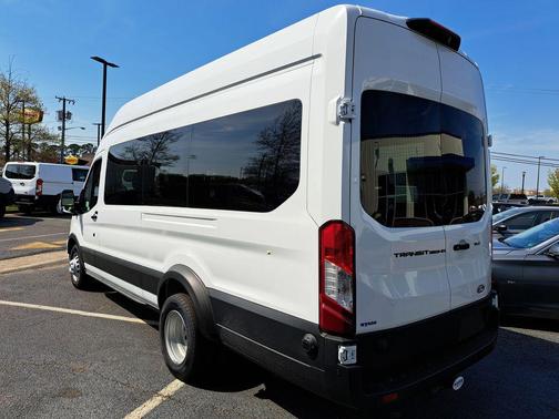 OXFORD WHITE 2026 Ford Transit-350 XLT