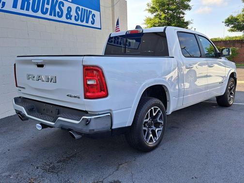 Bright White Clearcoat 2026 RAM 1500 Laramie