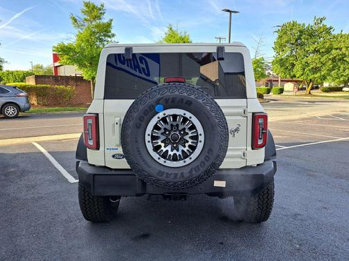 Wimbledon White 2026 Ford Bronco Outer Banks