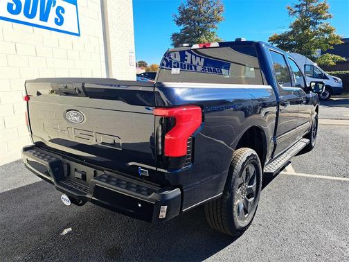 2025 Ford F-150 Lightning Flash