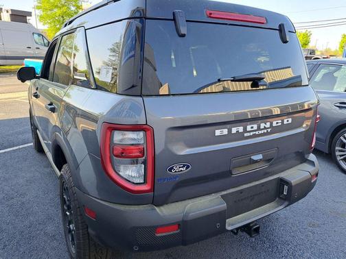 CARBONIZED GRAY METALLIC 2026 Ford Bronco Sport Badlands