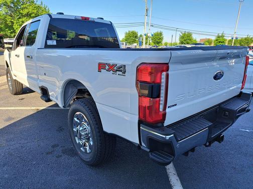 STAR WHITE 2026 Ford F-350 Lariat