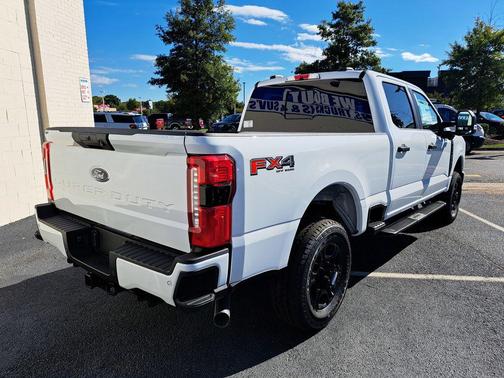 OXFORD WHITE 2026 Ford F-250 XL