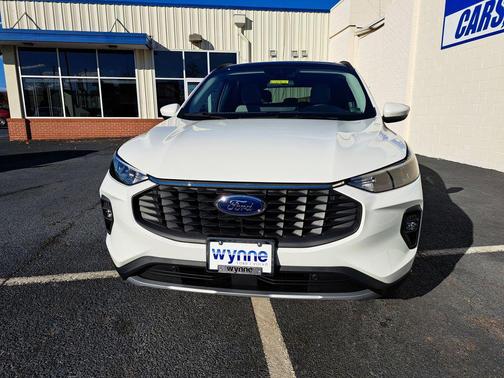 2026 Ford Escape PHEV SE