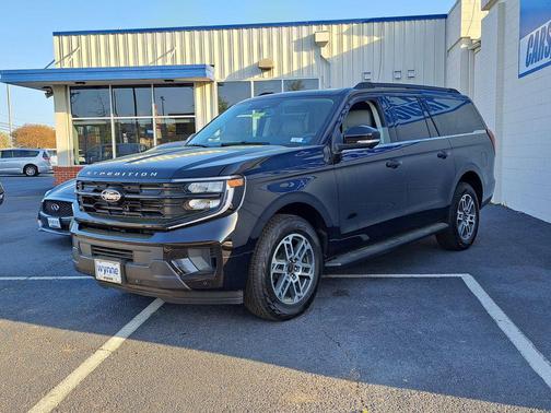 AGATE BLACK METALLIC 2026 Ford Expedition Max Active 4x4