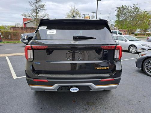 AGATE BLACK METALLIC 2026 Ford Explorer Tremor