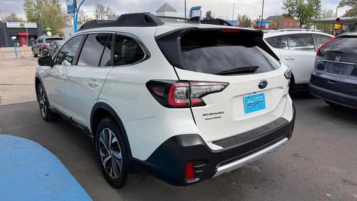 Crystal White Pearl 2021 Subaru Outback Limited XT