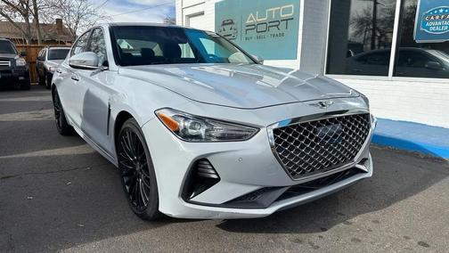2020 Genesis G70 2.0T RWD