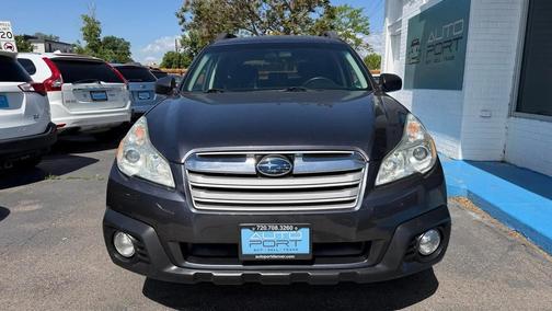 Graphite Gray Metallic 2013 Subaru Outback 2.5i Premium