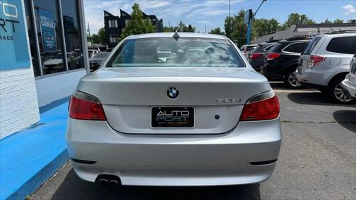 2004 BMW 525 525i