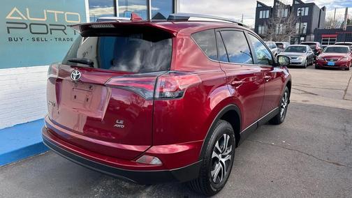 2018 Toyota RAV4 LE
