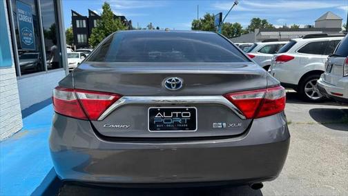 2015 Toyota Camry SE