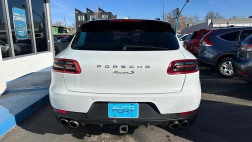 2016 Porsche Macan S