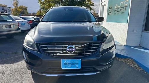 2015 Volvo XC60 T5 Platinum