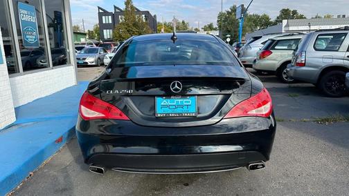 2015 Mercedes-Benz CLA-Class Base