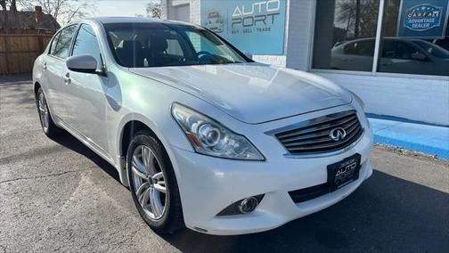 2013 INFINITI G37x Base
