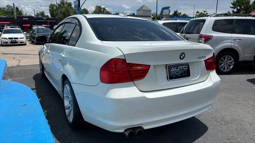 2011 BMW 328 328i