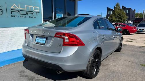 2011 Volvo S60 T6