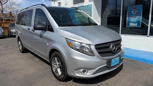 2016 Mercedes-Benz Metris Base