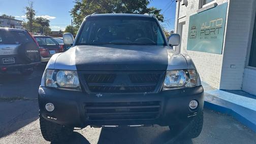 2003 Mitsubishi Montero LTD