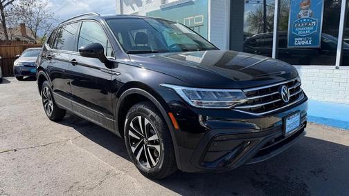 Deep Black Pearl 2023 Volkswagen Tiguan 2.0T S 4MOTION