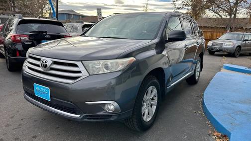 2013 Toyota Highlander Base