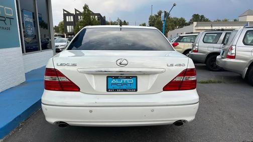 2005 Lexus LS 430 Base