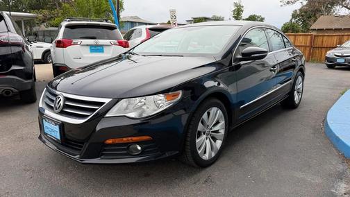 Deep Black Metallic 2010 Volkswagen CC Sport