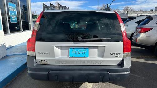 2004 Volvo XC70 2.5T