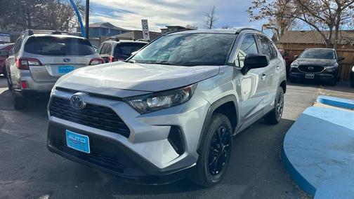2020 Toyota RAV4 LE