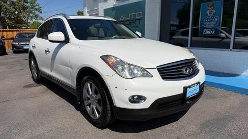 White 2012 INFINITI EX35 Journey