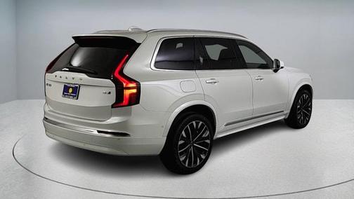 2026 Volvo XC90 B6 Plus 7-Seater