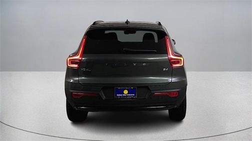 2026 Volvo XC40 B4 Core