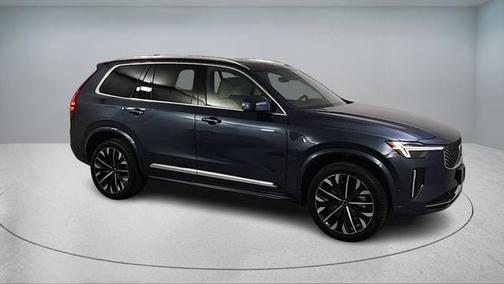 2026 Volvo XC90 B5 Plus 7-Seater
