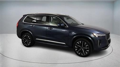 2026 Volvo XC90 B5 Plus 7-Seater
