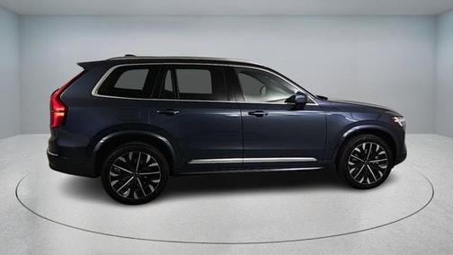 2026 Volvo XC90 B5 Plus 7-Seater