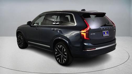 2026 Volvo XC90 B5 Plus 7-Seater