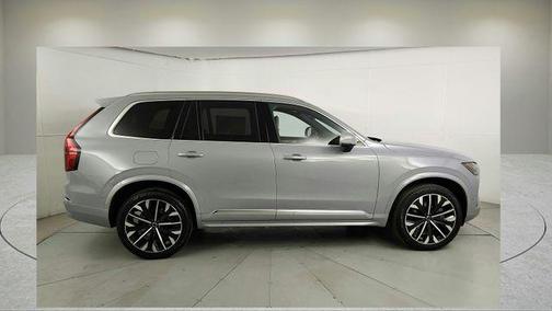 2026 Volvo XC90 B5 Plus 7-Seater