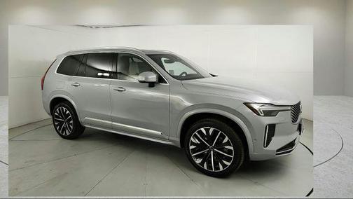 2026 Volvo XC90 B5 Plus 7-Seater