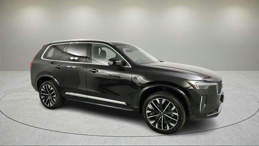 2026 Volvo XC90 B5 Plus 7-Seater
