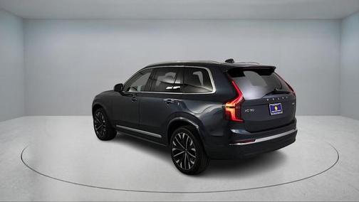 2026 Volvo XC90 B6 Ultra 7-Seater