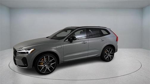 2026 Volvo XC60 Plug-In Hybrid T8 Polestar Engineered