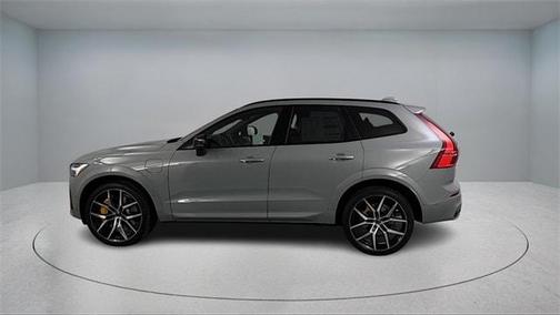 2026 Volvo XC60 Plug-In Hybrid T8 Polestar Engineered