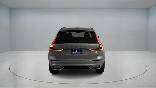 2026 Volvo XC60 Plug-In Hybrid T8 Polestar Engineered