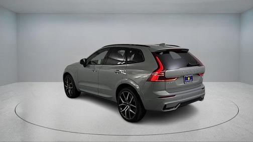 2026 Volvo XC60 Plug-In Hybrid T8 Polestar Engineered