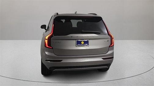 2026 Volvo XC90 B6 Ultra Dark Theme 6-Seater